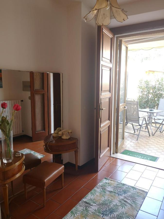 Casa Caterina 2 Storey House, With A Mountain View Toscolano Maderno Exteriör bild