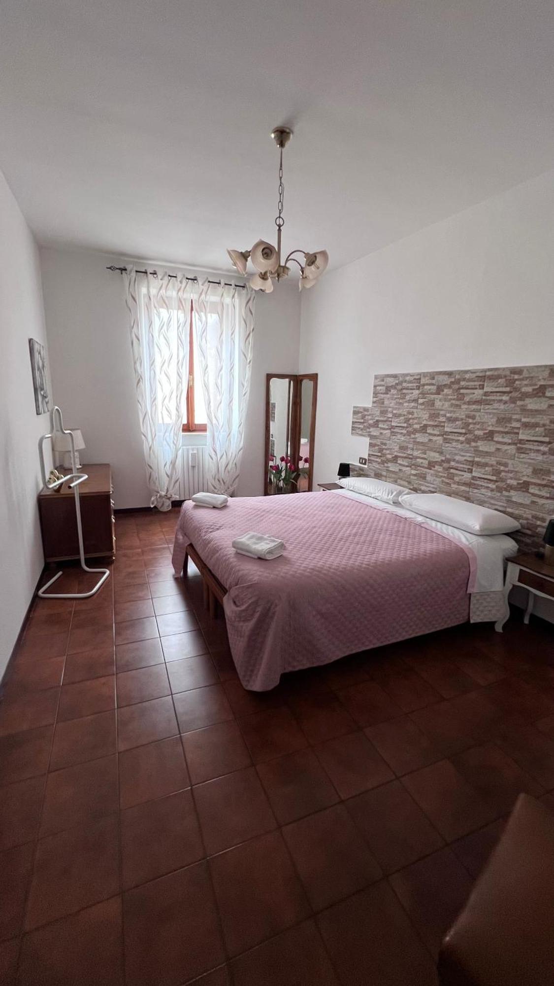 Casa Caterina 2 Storey House, With A Mountain View Toscolano Maderno Exteriör bild